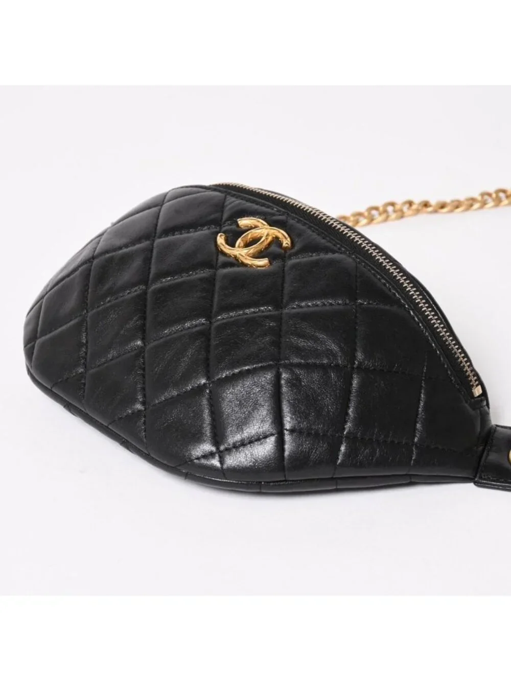Chanel Quilted Heart Chain Waist Bag Mini Random Model Lambskin Black Gold